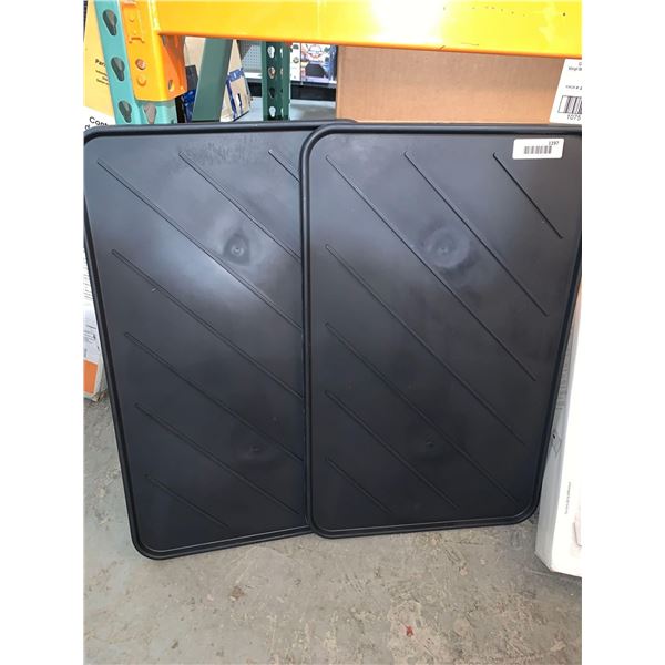 16in x 23. 75in Black Multi-use mat (2ct)