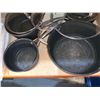 Image 3 : The Rock 8pc Set of Pots / Pans and Lids