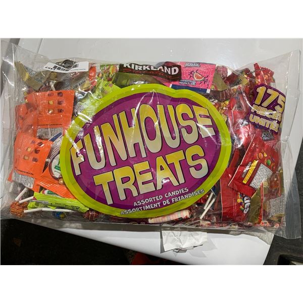 Kirkland Funhouse Treats Mixed Candy