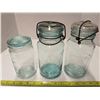 Image 1 : 2 Perfect Seal and 1 Crown sealer jars - blue tint