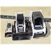 Image 5 : 3 Bobcat die cast skid steers