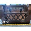 Image 1 : Tube Radio
