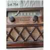 Image 2 : Tube Radio