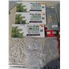 Image 2 : Lot of christmas décor items
