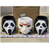 Image 2 : 3 New candle holders - Jason's head, 2 Scream heads