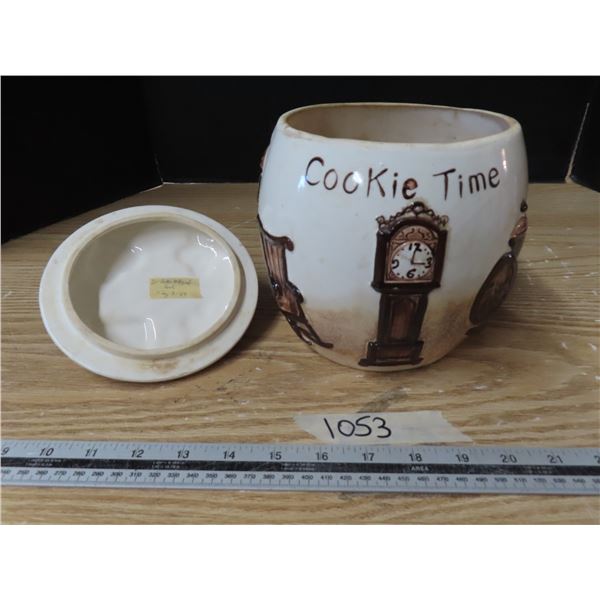G/C japan fine ceramic cookie jar