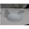 Image 3 : Milk glass hen on a nest