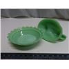 Image 2 : Jadeite hen on a nest