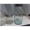 Image 2 : Lot of sealer jars