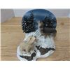 Image 2 : Vintage 3D wolf collectible plate wolves standing /sitting an snowy rocks