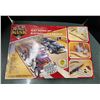 Image 1 : Vintage Mask Lighted Electronic Slot Racing Set.