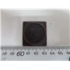 Image 2 : 1/2D stamped metal "coin" - marked 1883, can not veriy authenticity