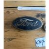 Image 2 : 2 Ford model T - rad emblems - original
