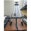 Image 1 : portable field easel