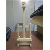 Image 2 : mini wooden table easel
