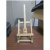 Image 1 : mini wooden table easel