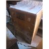 Image 1 : 26"x42" dresser