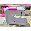 Image 5 : Children's Singer Ez Stitch sewing machine - in box