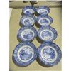 Image 7 : eight liberty blue bowls