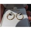 Image 2 : 14kt gold small hoop earrings