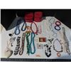 Image 1 : Lot of costume jewelry