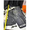 Image 12 : Lot of Hockey Kit Bag.