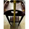 Image 8 : Butler Table.