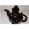 Image 2 : Cat teapot - no chips or cracks