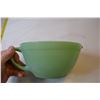 Image 2 : Fire King jadeite pitcher/bowl