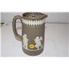 Image 1 : rare Wedgewood pitcher - no issues