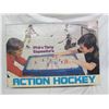 Image 1 : 1970's Phil and Tony Esposito's Action Hockey Game in Box
