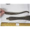 Image 5 : Lot of 3 Antique Cast Iron Stove Burner Lifters