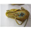 Image 2 : Vintage Child's Beaded Moccasins