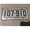 Image 2 : Lot of 2 (1959) Sk wheat province license plates