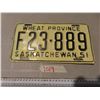 Image 1 : 1951 Sk wheat province License plates - F23-889