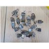 Image 1 : large lot of locks