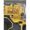 Image 8 : DEWALT CORDLESS IMPACTS, DRILL, GRINDER WITH FLEX VOLT AND 20V BATTERIES, CHAGER IN MAKITA CARRY BAG