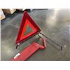 Image 3 : POLCO WARNING TRIANGLE