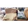 Image 1 : 2 PATIO FURNITURE OUTDOOR COVERS AND GRILLMAN BBQ COVER