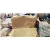 Image 2 : 2 PATIO FURNITURE OUTDOOR COVERS AND GRILLMAN BBQ COVER