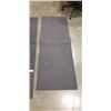 Image 3 : TWO FATIGUE MATS