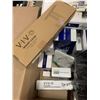 Image 2 : ASSORTED VIVO MOUNTS AND ACCESSORIES