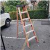 Image 1 : 6' FIBERGLASS A-FRAME LADDER