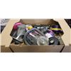 Image 2 : TRAY OF FULL FACEMASKS AND MORE
