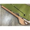 Image 2 : PLANO ROD CASE WITH HYBRID GOLF CLUB AND MAT