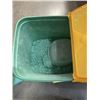 Image 2 : TWO BUCKETS OF ICE MELTER