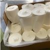 Image 2 : 25 NEW ROLLS OF FAST ABSORBING PAPER TOWELS