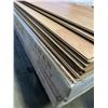 Image 2 : LOT OF EURO LOCK AND GREENLEAF FLOORING