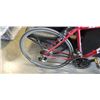 Image 2 : RED SCHWINN BIKE
