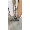 Image 2 : 2 RAKES AND SPADE SHOVEL